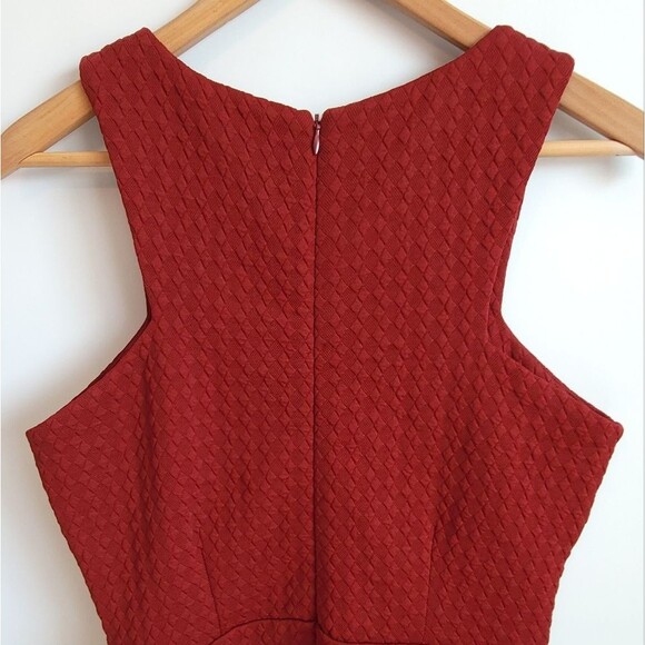 Collective Concepts Fit Flare Raceback Dress NWT - Picture 6 of 11